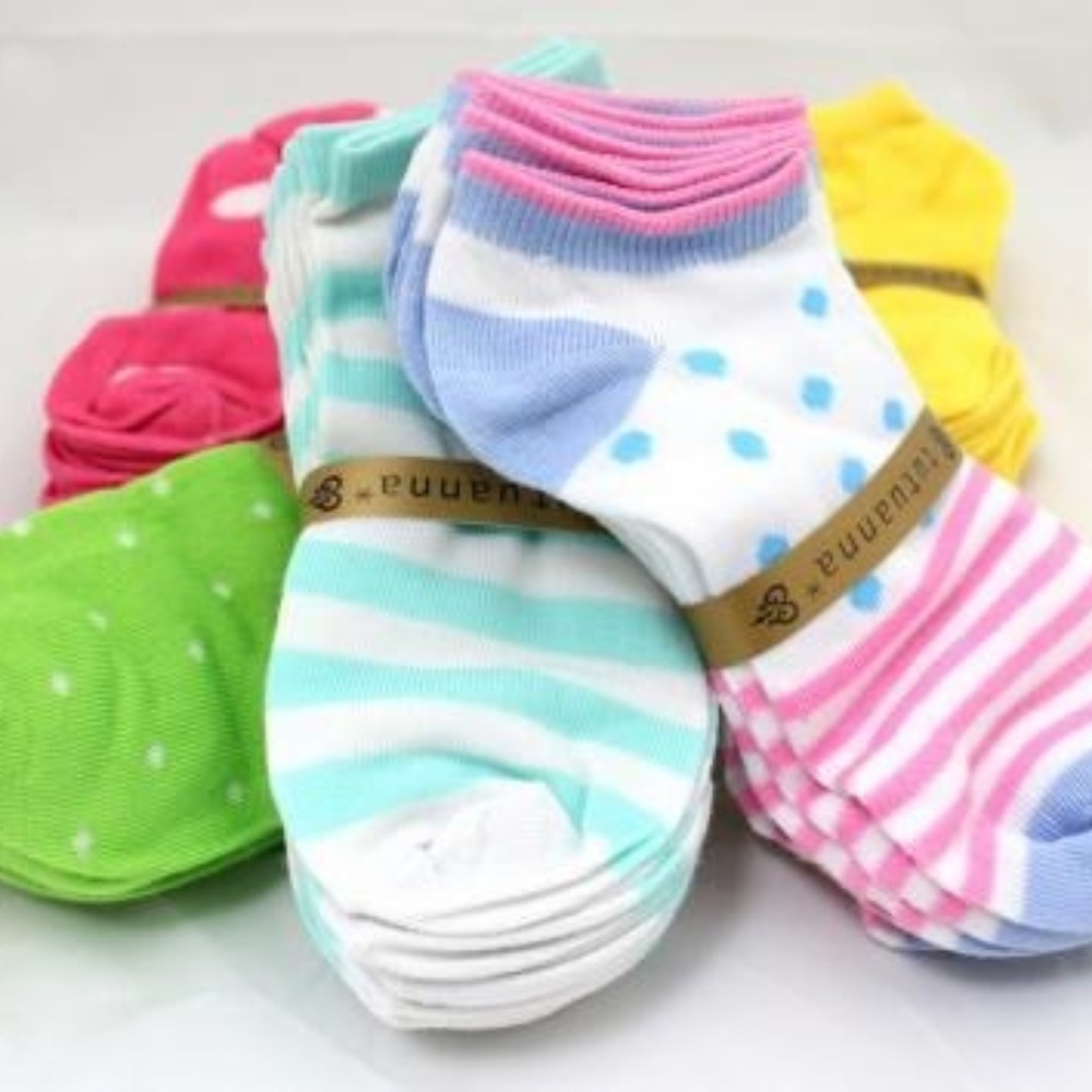 15 Pairs assorted Brand New Women's Ankle Socks